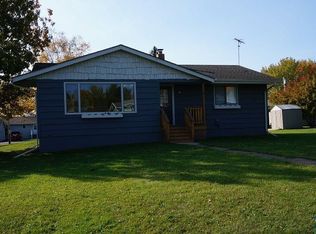 808 15th Ave, Two Harbors, MN 55616