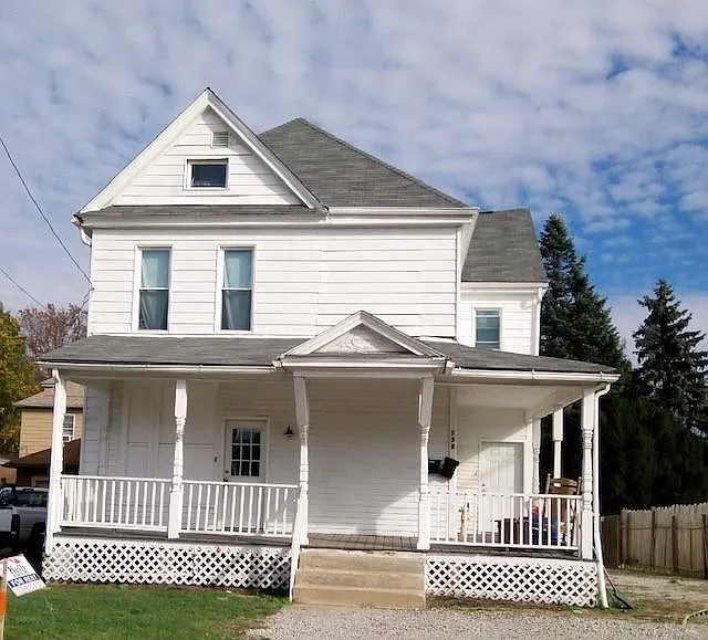 138 Wales Rd NE