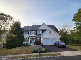 907 Mesa Ln, Collegeville, PA 19426