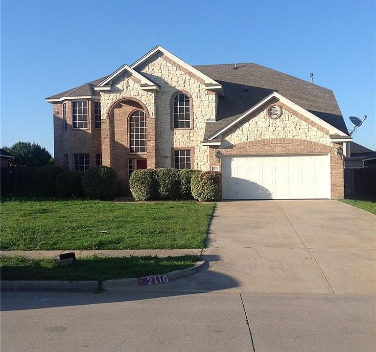 1st image of 2110 Kingsley Dr