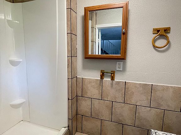 5th image of 8704 Lanewood Dr #A