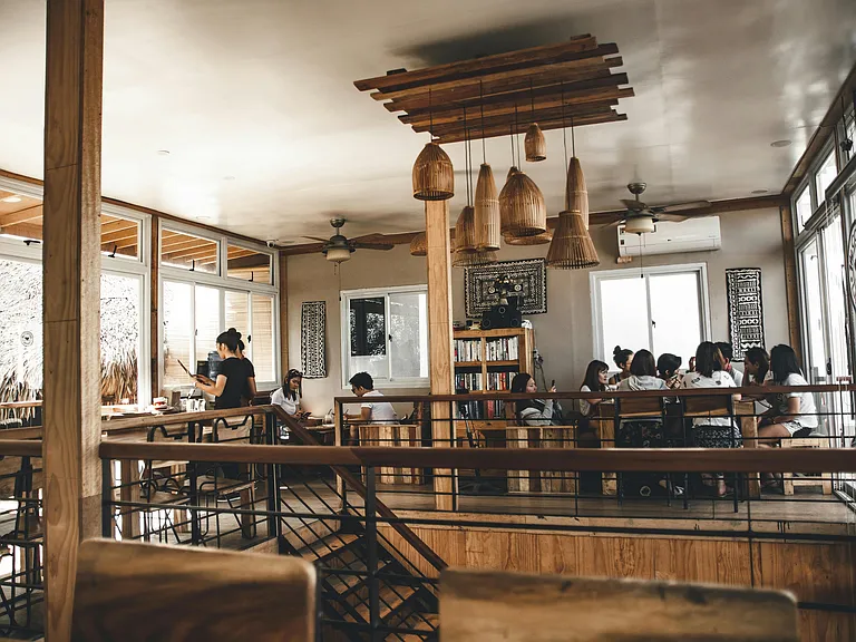 Dining & Coffee Near Next on Lex Glendale Apartments