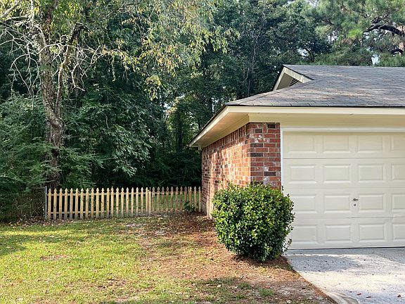 3rd image of 4588 Garwood Dr
