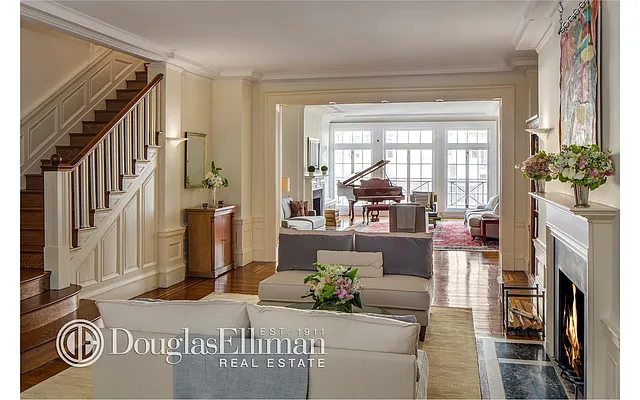 Sold by Douglas Elliman | media 18