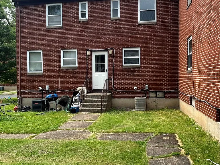 34 Latona Ct #1 — Photo 13