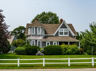 1045 Main St, Osterville, MA 02655