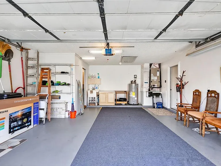 411 Del Mar Dr — Photo 36