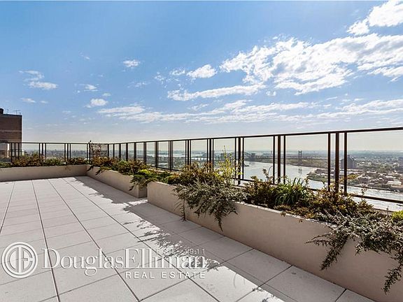 4th image of 1735 York Ave APT 18C