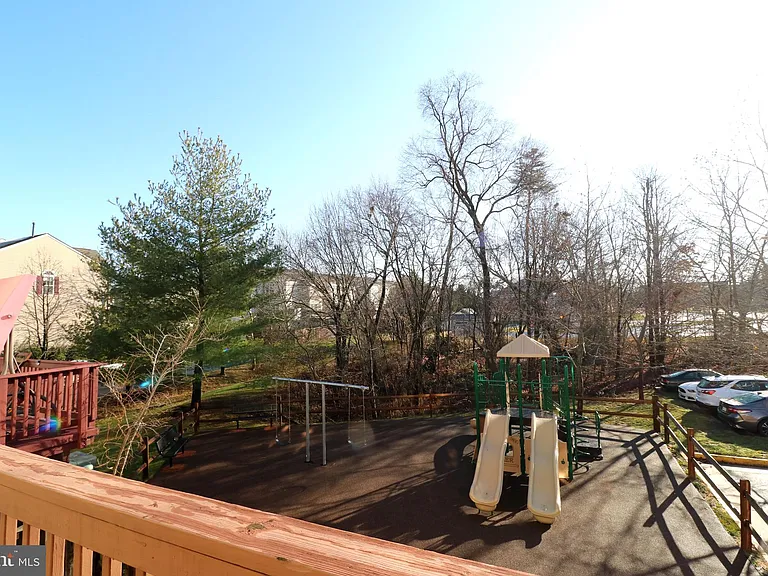 2581 Sutters Mill Dr — Photo 25