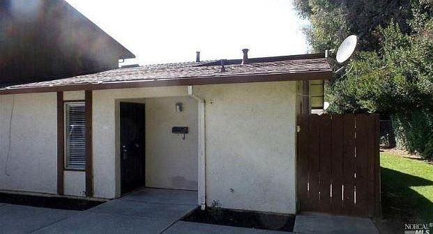 1st image of 220 Del Luz Ct