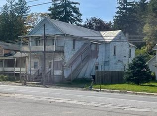 429 Front St, New Albany, PA 18833