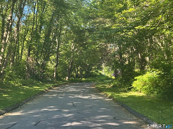 3rd image of Goose Hill Road
