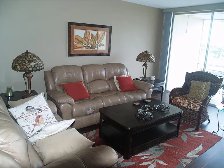 7461 W Country Club Dr N #409 — Photo 3