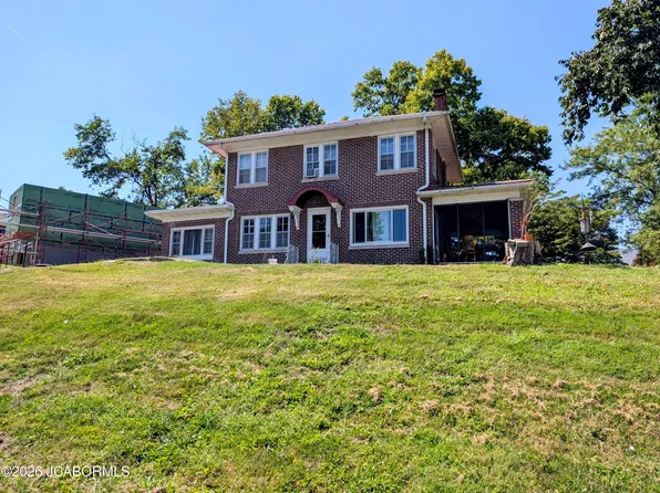 700 Ewing Dr, Jefferson City, MO 65101