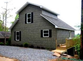 210 Highland Rd, Hayesville, NC 28906