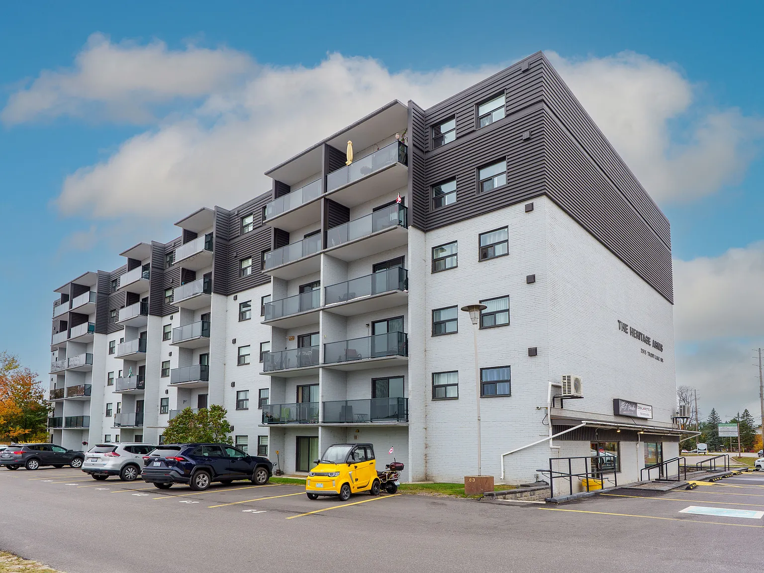 The Heritage Arms Apartments — Photo 4