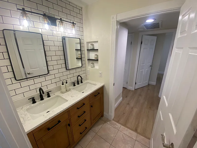 5224 Denny Ave #113 — Photo 12