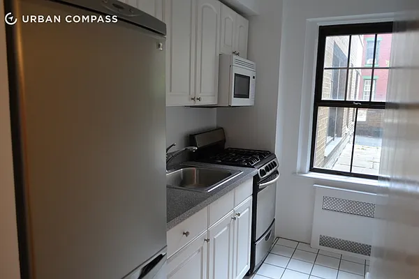 Rented by Compass | media 4