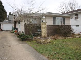 358 Washington Ave, Barberton, OH 44203