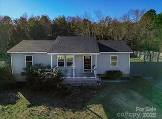108 Cloverbrook Dr, Clover, SC 29710