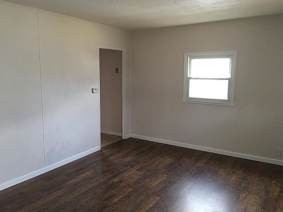 5th image of 6833 Wanda Ave