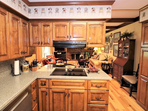 2nd image of 1120 W Center St