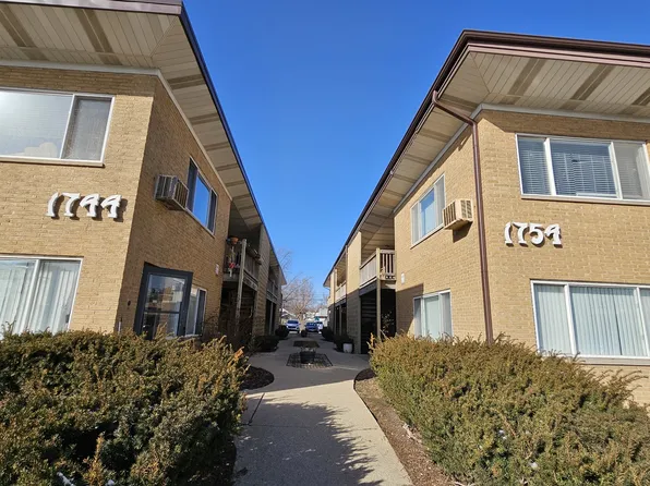 1754 E Oakton St APT 103, Des Plaines, IL 60018