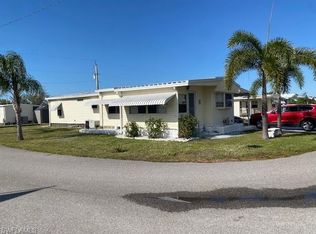 2727 Indianwood DR, NORTH FORT MYERS, FL 33917