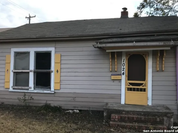 1024 DAKOTA ST, San Antonio, TX 78203