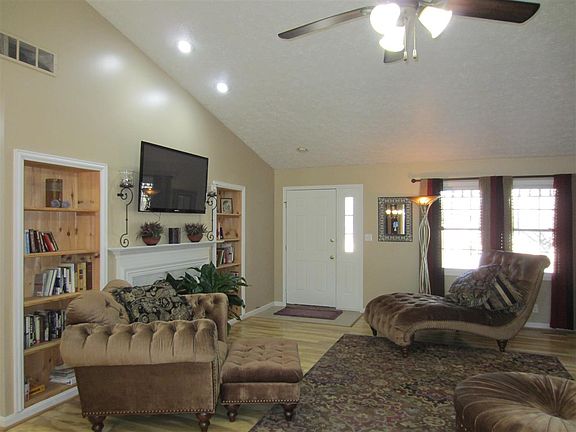 5th image of 631 Southbrook Dr