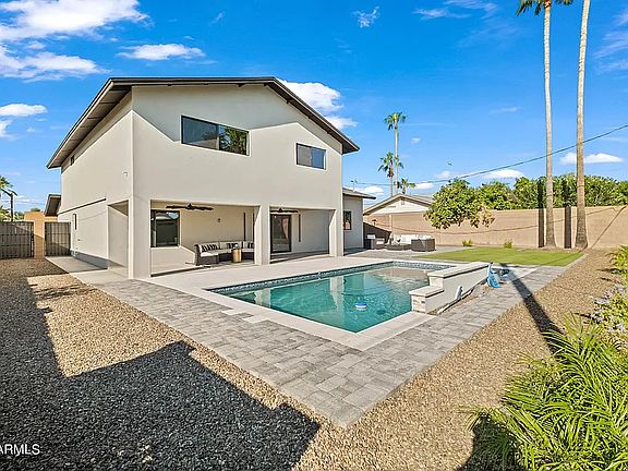 5th image of 8725 E Malcomb Dr
