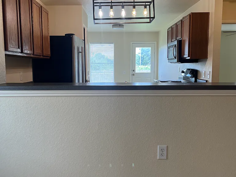 1429 Coriander Dr — Photo 6