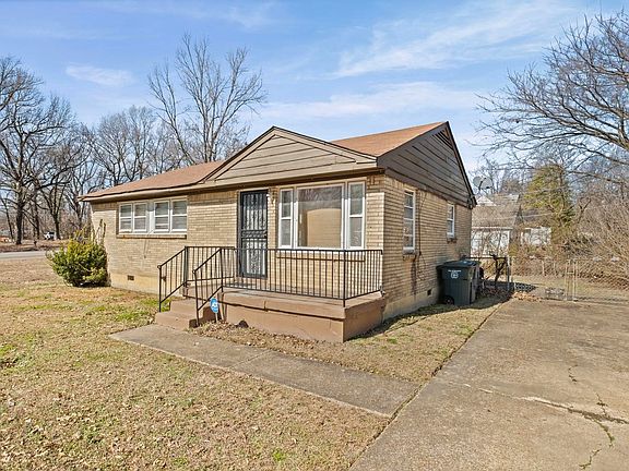 2nd image of 2128 Pamela Dr