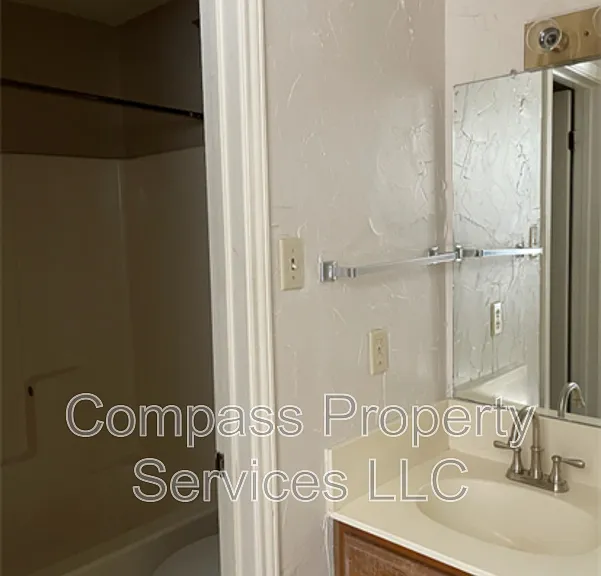 1326 Park Ave — Photo 16