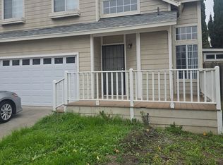 318 Ridgecrest Cir, Suisun City, CA 94585