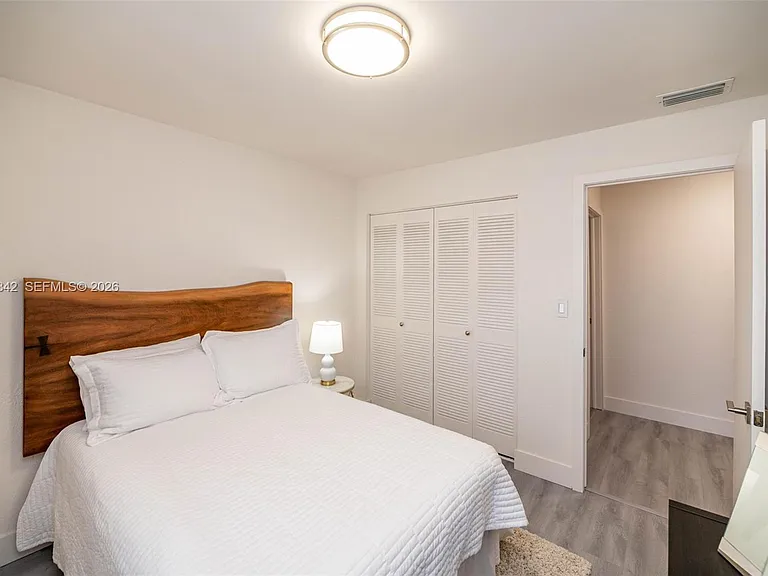 4702 SW 67th Ave #O7 — Photo 19
