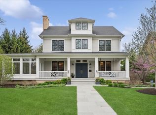 610 Forest Ave, Wilmette, IL 60091