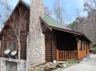 225 Reed Ln, Jacksboro, TN 37757