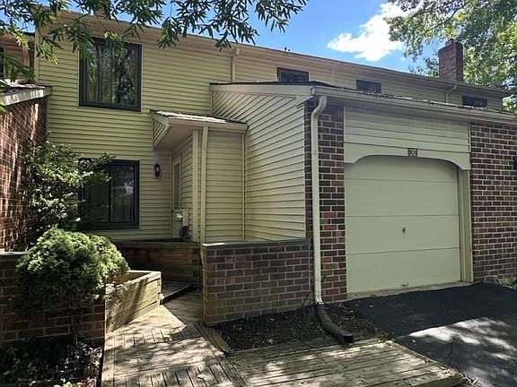 2nd image of 205 Bernard Ct