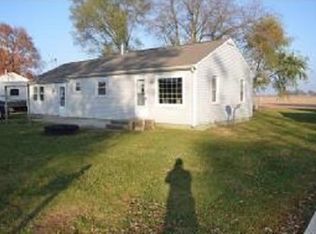 534 Dogwood Dr, Arthur, IL 61911