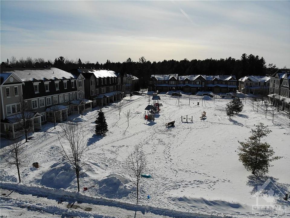 2nd image of 786 Maloja Way
