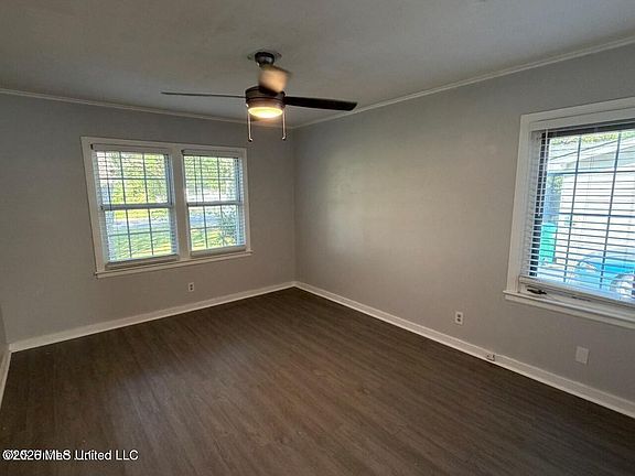 5th image of 4000 Chamberlain Ave