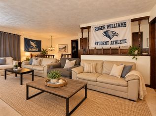28 Prospect St, Bristol, RI 02809
