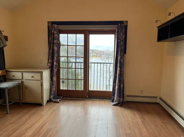 99-65 165th Avenue image 2 of 21