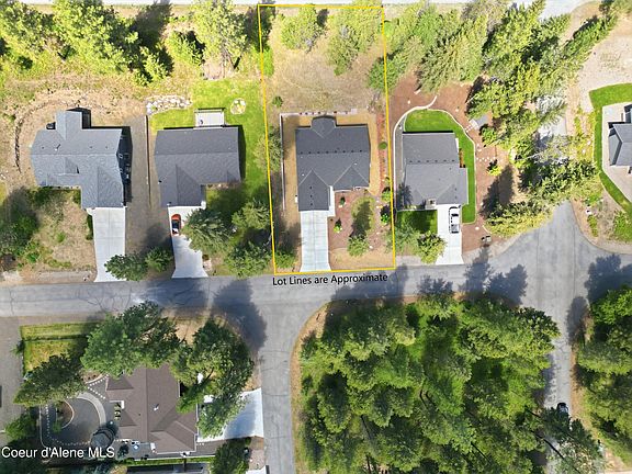 3rd image of 33 Parkland Dr