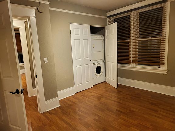 3rd image of 1703 Bellevue Ave APT 301