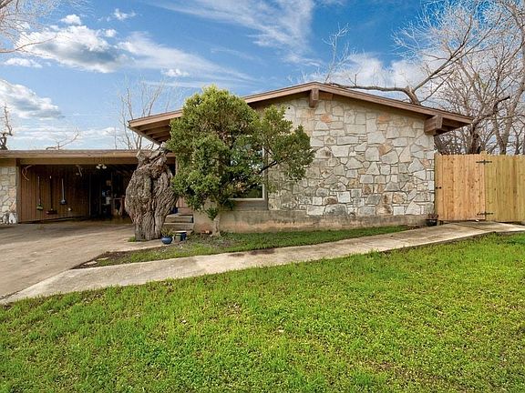 3rd image of 8900 Tina Ct #B