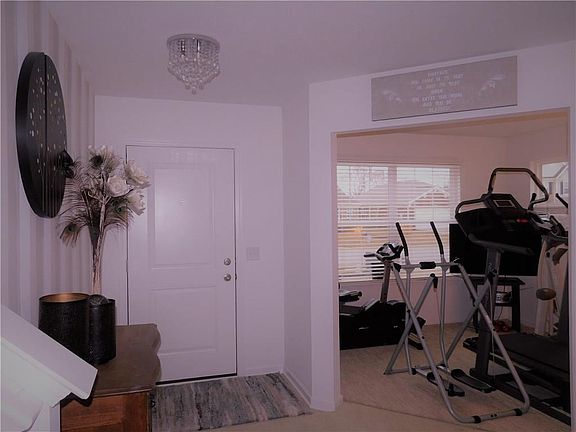 4th image of 10619 Pintail Ln
