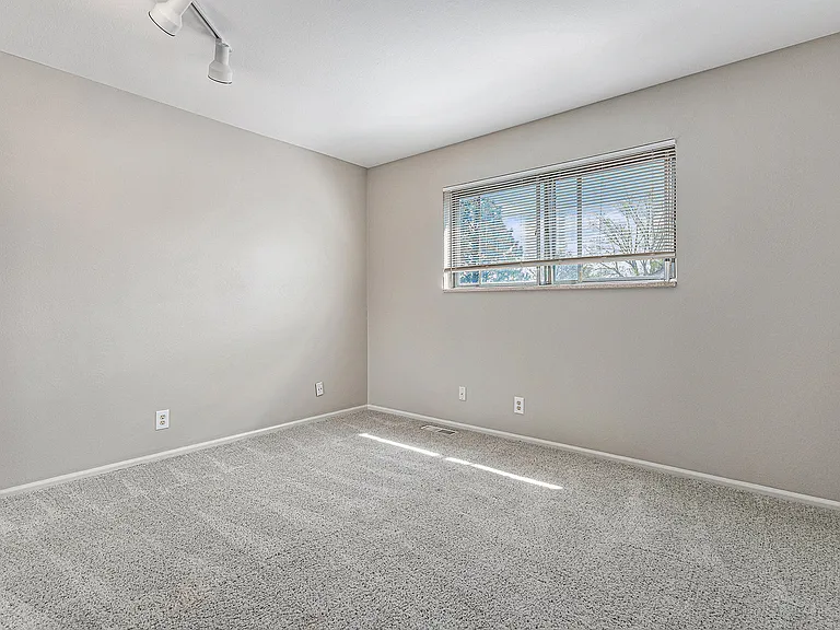 4379 W Ponds Cir — Photo 4