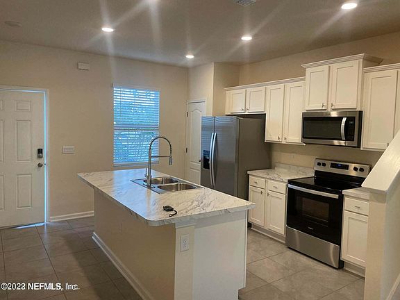 5th image of 2878 Mule Deer Cir